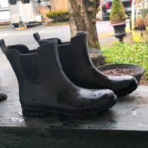Eddie Bauer rubber boots